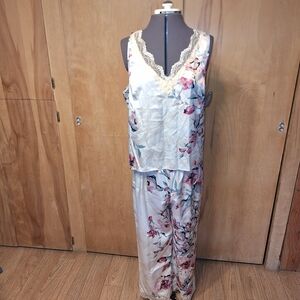 Secret Treasures Satin Pajama Set, Floral with Lace, size 12/14,NWT #TZ291035A